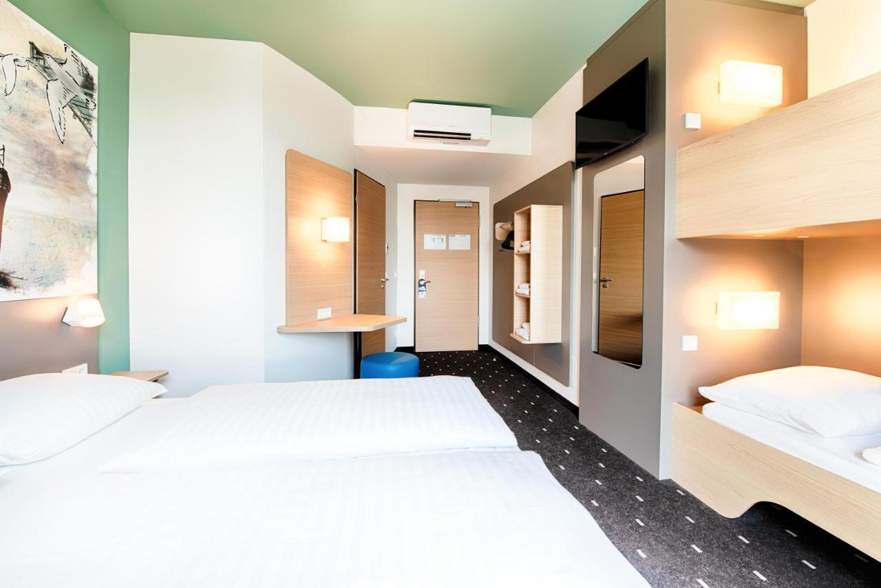 Отель B&B Hotel Wilhelmshaven 3*