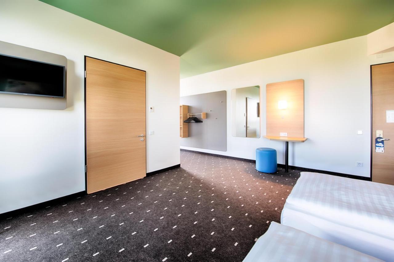 Отель B&B Hotel Wilhelmshaven 3*
