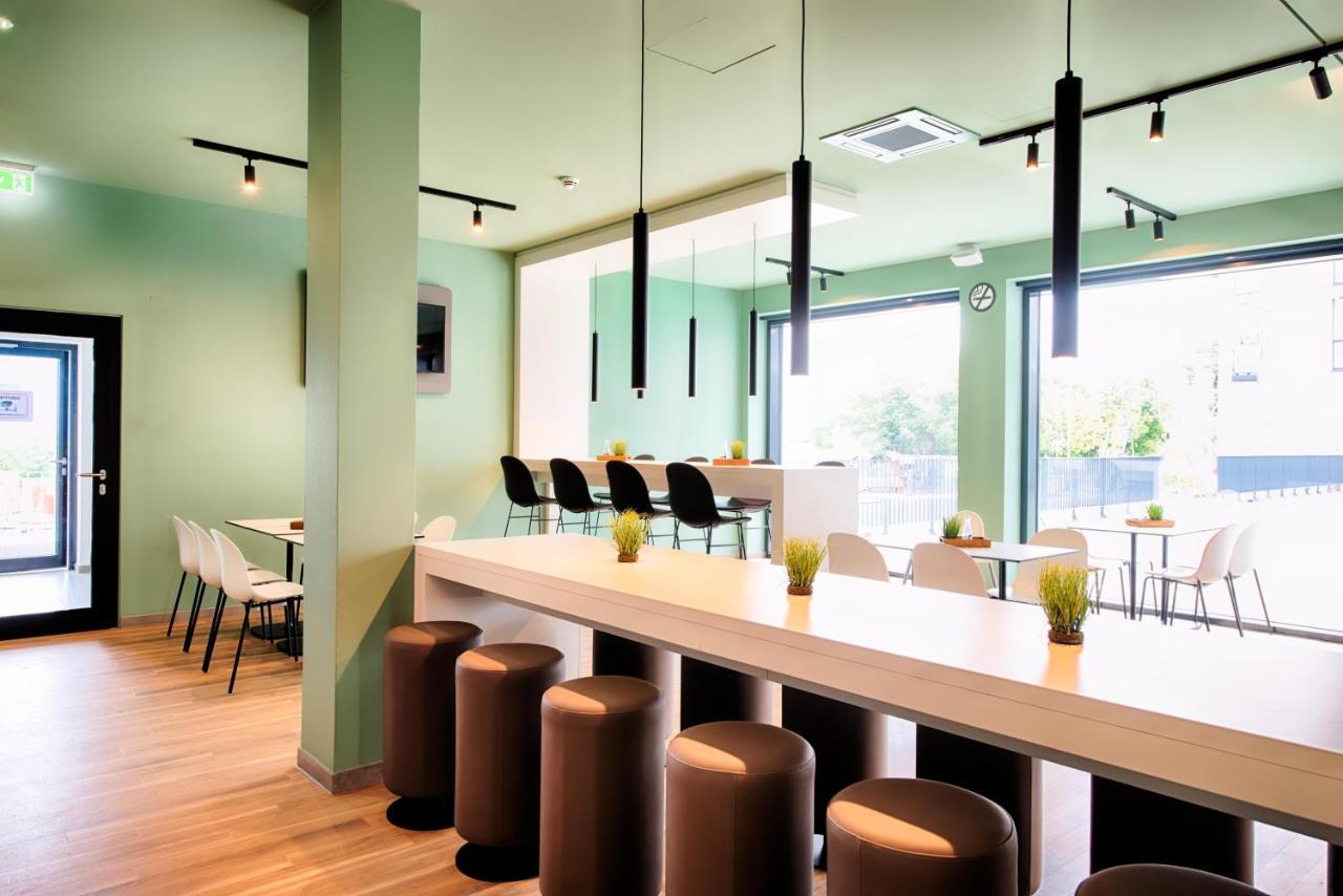 Отель B&B Hotel Wilhelmshaven Вильгельмсхафен